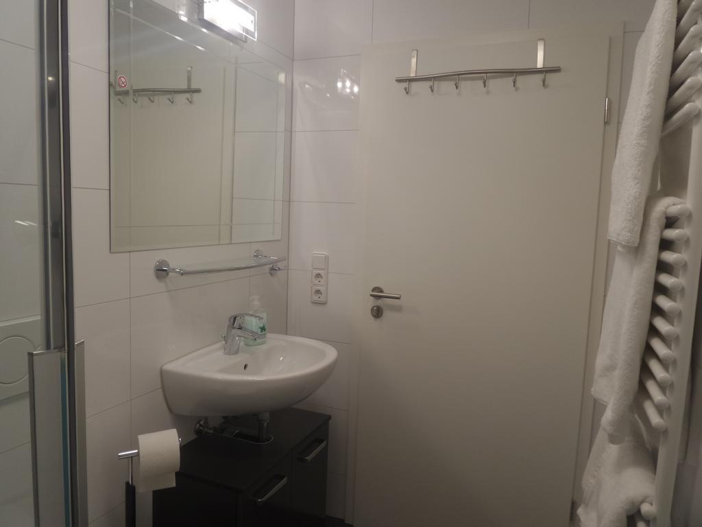 Apartment Rhein Main 호하임암마인 객실 사진